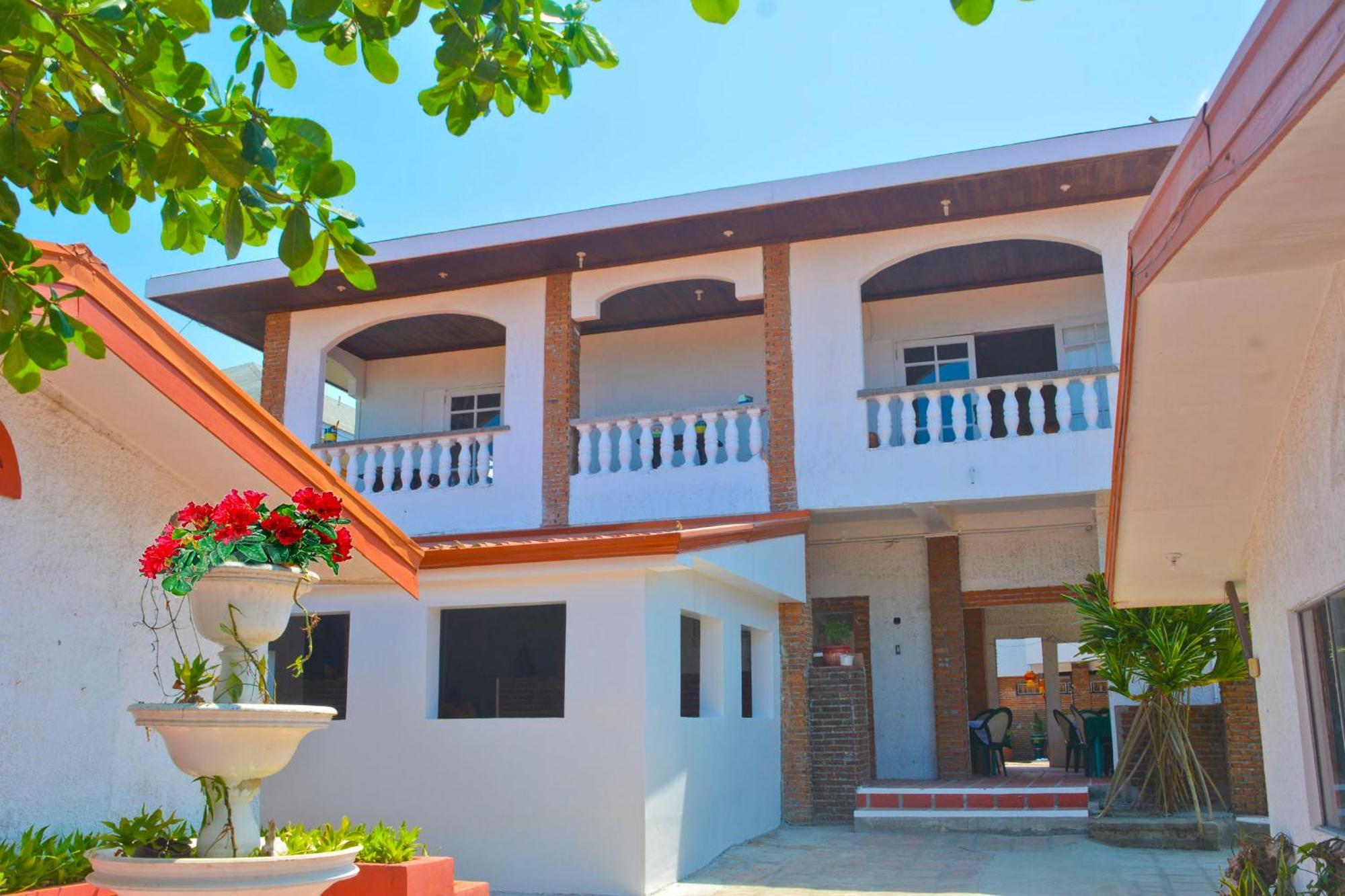 Isla Bonita Beach Resort Сан-Хуан Экстерьер фото